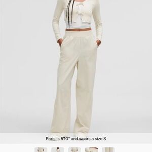 Women’s Lululemon Drawstring Pants, Size S fits 2-6